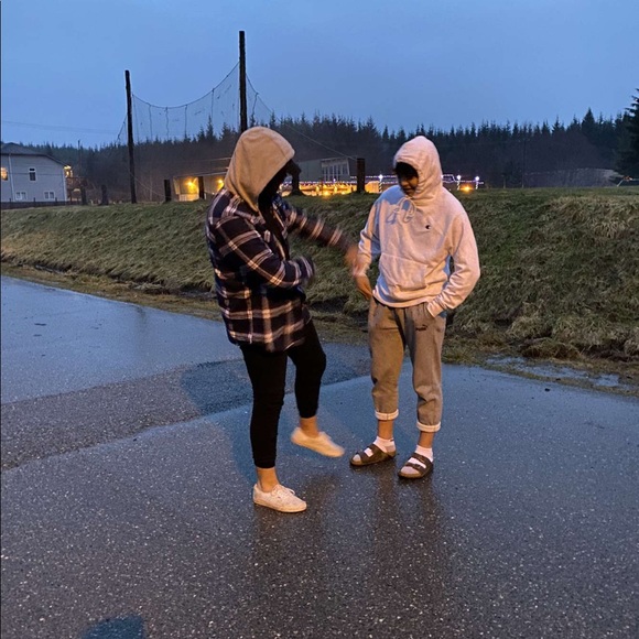 Meet your Posher, James - Picture 1 of 1